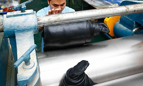 客制化橡膠塑膠制品制造商,廣州森拓橡塑制品有限公司:堅強的產(chǎn)品設(shè)計