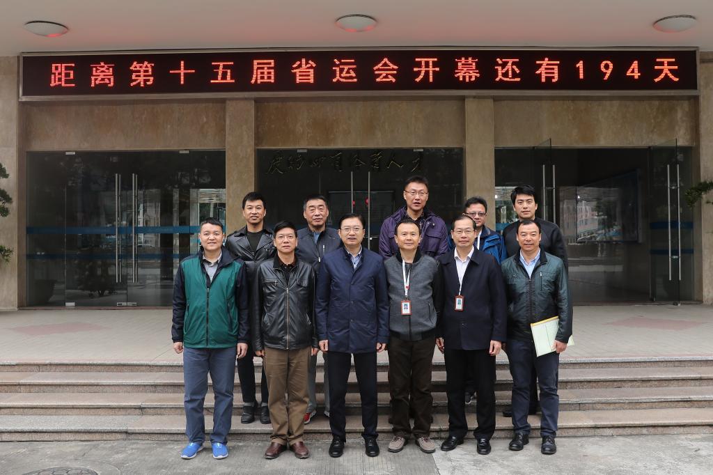 市局領導與我院領導合影留念