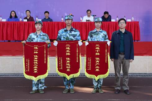 說明:說明:C:\Users\GreatWall\AppData\Local\Temp\Temp1_【照片】20191122 2019級新生軍訓匯演暨表彰大會(蔡淑儀 攝影).zip\【照片】20191122 2019級新生軍訓匯演暨表彰大會(蔡淑儀 攝影)\3X0A1593.JPG